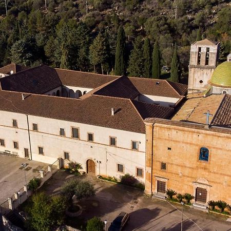 Convento Di Stignano Hotel Rignano Garganico Екстериор снимка