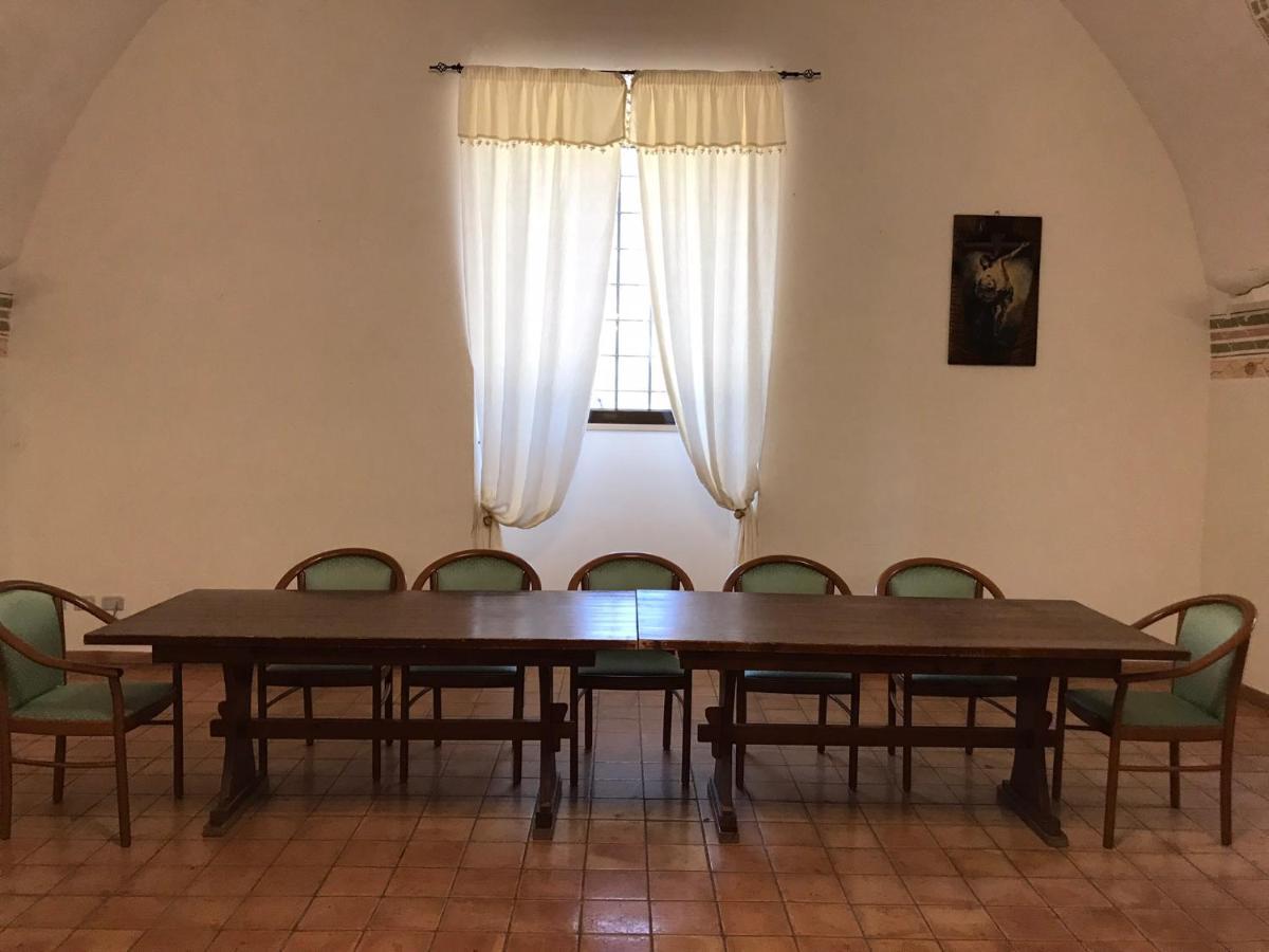 Convento Di Stignano Hotel Rignano Garganico Екстериор снимка