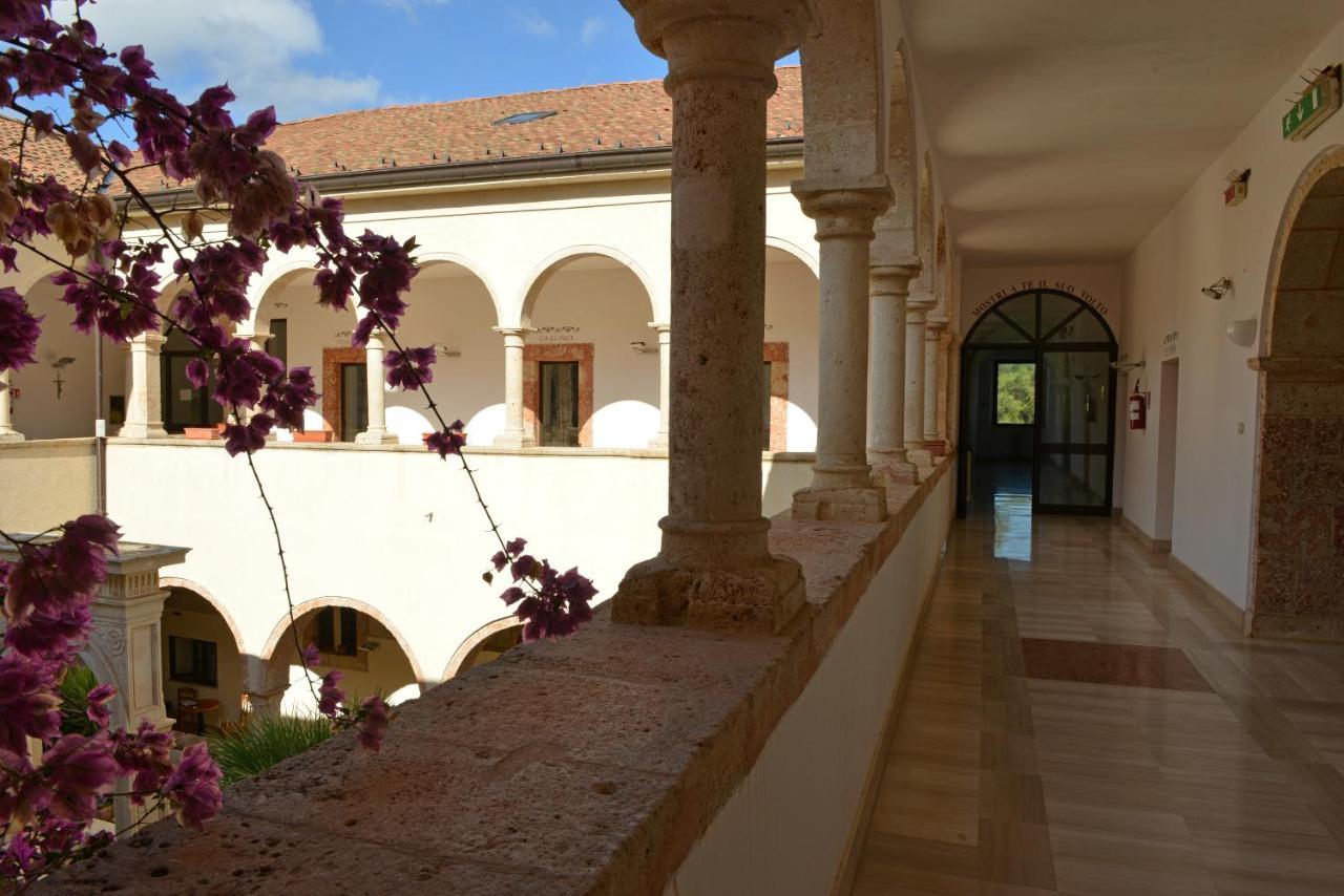Convento Di Stignano Hotel Rignano Garganico Екстериор снимка