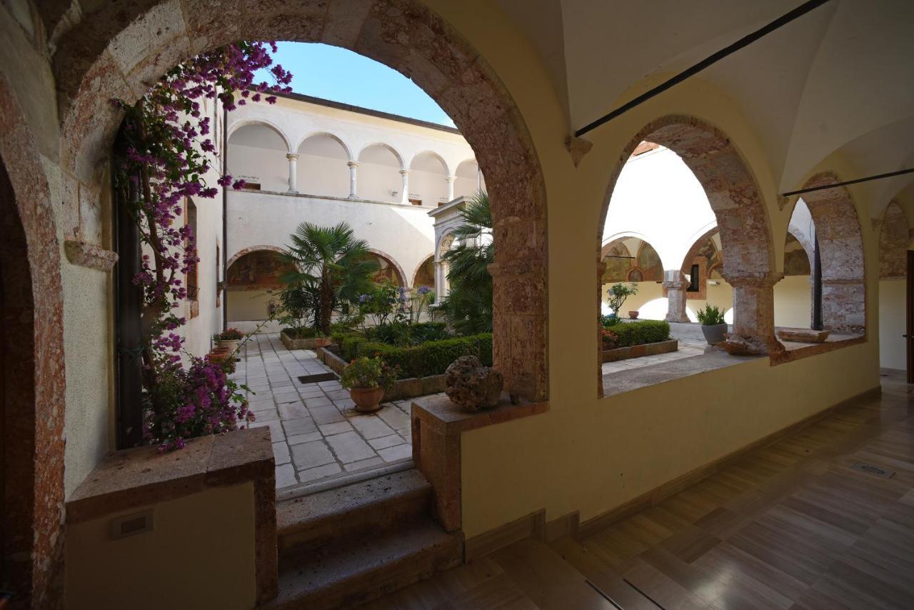 Convento Di Stignano Hotel Rignano Garganico Екстериор снимка