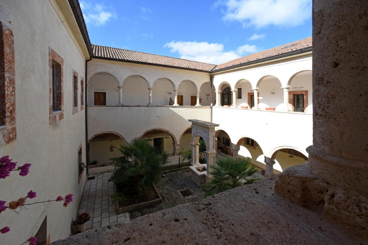 Convento Di Stignano Hotel Rignano Garganico Екстериор снимка