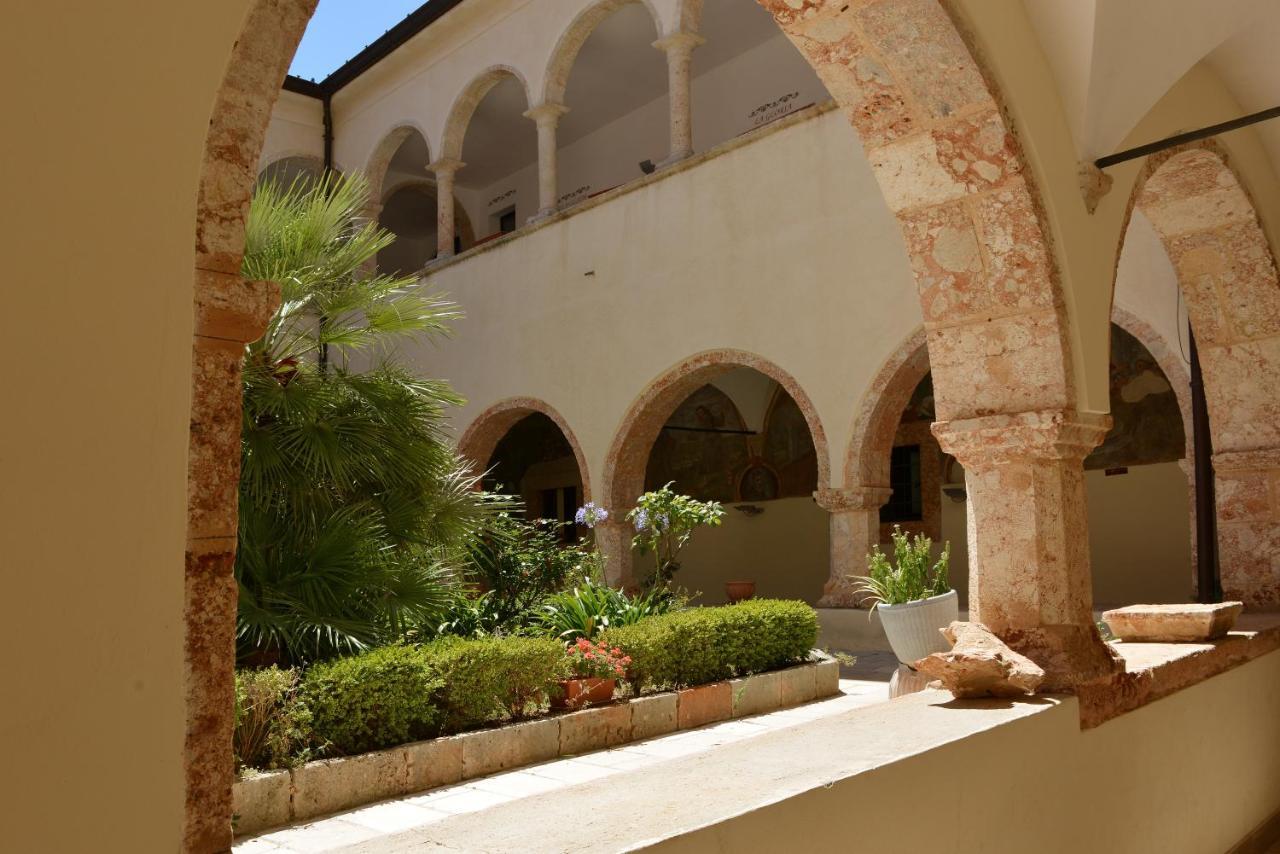 Convento Di Stignano Hotel Rignano Garganico Екстериор снимка
