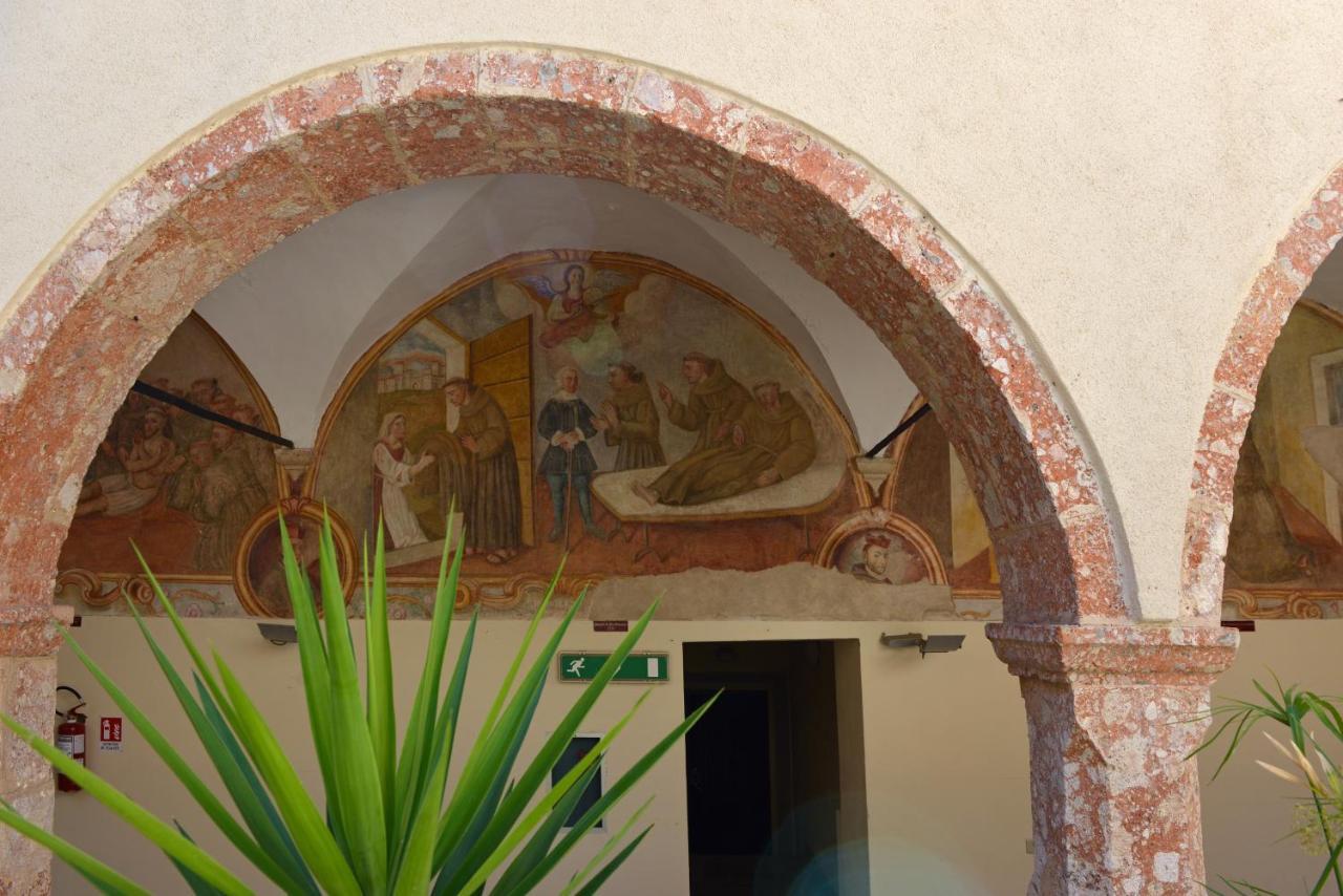 Convento Di Stignano Hotel Rignano Garganico Екстериор снимка